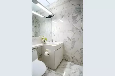 44 W 62nd Street #25E, New York, NY 10023 - Photo 16