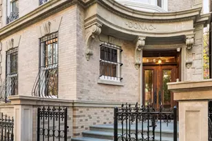 402 W 20th St, New York, NY 10011 - Photo 2