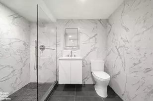 402 W 20th St, New York City, NY 10011 - Photo 28