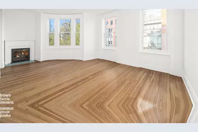 402 W 20th Street, New York City, NY 10011 - Photo 16
