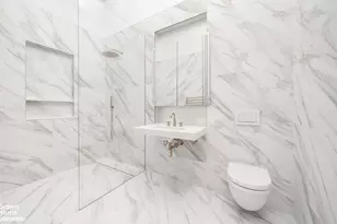 402 W 20th St, New York City, NY 10011 - Photo 8