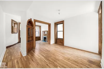 402 W 20th Street, New York City, NY 10011 - Photo 24