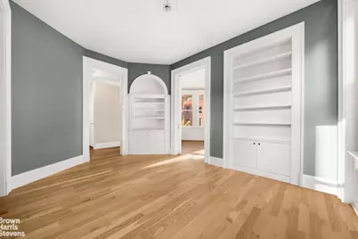 402 W 20th Street, New York City, NY 10011 - Photo 12