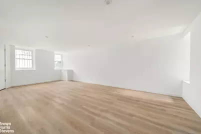 402 W 20th Street, New York City, NY 10011 - Photo 26