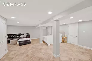 334 Beach 146th St, Neponsit, NY 11694 - Photo 18