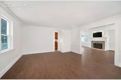 334 Beach 146th Street, Neponsit, NY 11694 - Photo 4