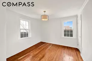 334 Beach 146th St, New York City, NY 11694 - Photo 10