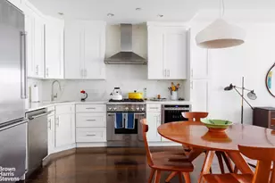 201 Huntington St, New York City, NY 11231 - Photo 2