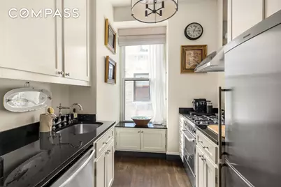 550 Park Avenue #16AE, New York City, NY 10065 - Photo 8