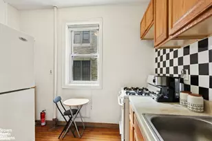 128 W 138th St, New York, NY 10030 - Photo 2