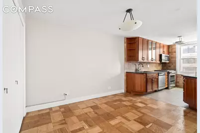 77 7th Avenue #10N, New York, NY 10011 - Photo 4