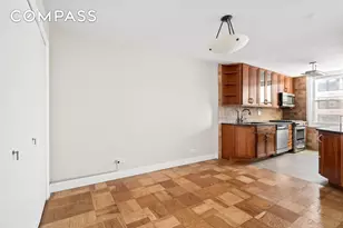 77 7th Ave, New York, NY 10011 - Photo 4