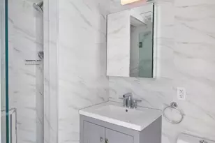 340 E 64th St, New York, NY 10065 - Photo 12