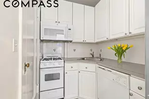 41 W 72nd St, New York City, NY 10023 - Photo 6