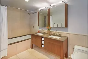 350 W 42nd St, New York City, NY 10036 - Photo 6