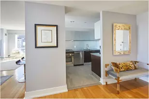 350 W 42nd St, New York City, NY 10036 - Photo 8