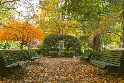 32 Gramercy Park S #5M, New York City, NY 10003 - Photo 10