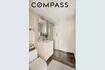 32 Gramercy Park S #5M, New York City, NY 10003 - Photo 6