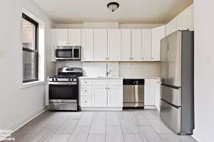 221 E 18th St, New York City, NY 11226 - Photo 4