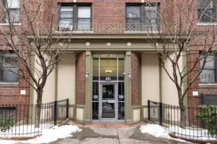 221 E 18th St, New York City, NY 11226 - Photo 14