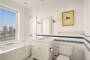 450 E 52nd St, New York City, NY 10022 - Photo 16