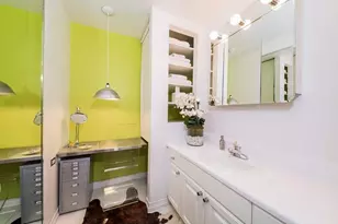 310 E 46th St, New York City, NY 10017 - Photo 6