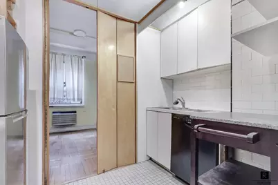 400 W End Avenue #1-E, New York City, NY 10024 - Photo 12