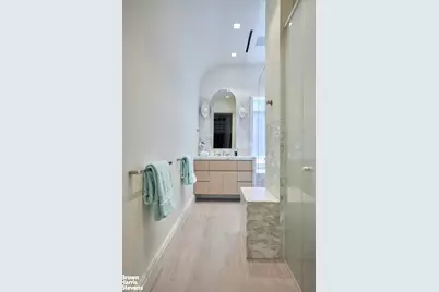 20 E 35th Street #15DE, New York City, NY 10016 - Photo 8