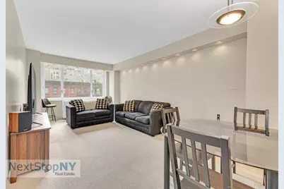 245 E 54th Street #4K, New York City, NY 10022 - Photo 2
