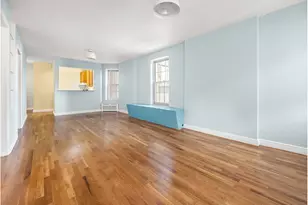 325 W 43rd St, New York City, NY 10036 - Photo 8