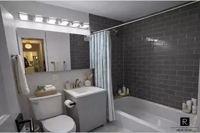 345 E 73rd Street #3-F, New York City, NY 10021 - Photo 4