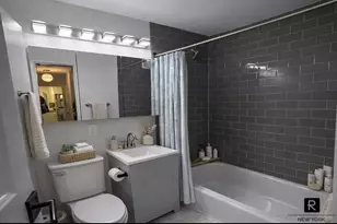 345 E 73rd St, New York City, NY 10021 - Photo 4