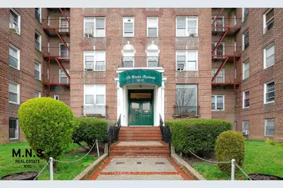 143-25 84th Drive #5-B, New York City, NY 11435 - Photo 2