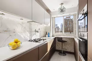 20 E 74th St, New York City, NY 10021 - Photo 6