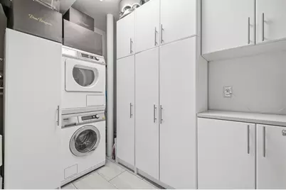 301 E 52nd Street #PHC, New York City, NY 10022 - Photo 30