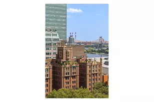 320 E 42nd St, New York City, NY 10017 - Photo 10