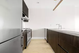 13-33 Jackson Ave, Long Island City, NY 11101 - Photo 2