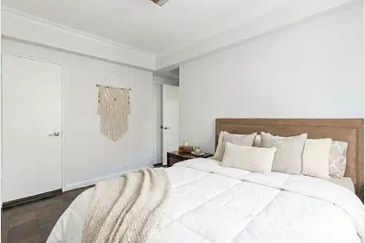 135 E 54th Street #4E, New York City, NY 10022 - Photo 8