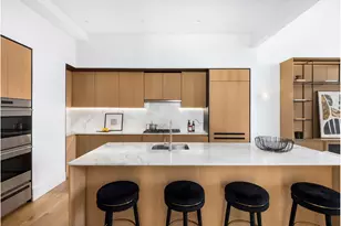 215 E 19th St, New York, NY 10003 - Photo 4