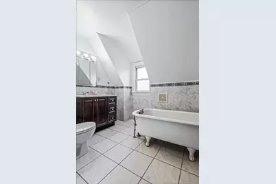 99-35 74th Avenue, New York City, NY 11375 - Photo 46