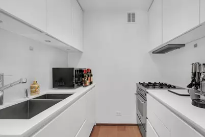 146 W 57th Street #53A, New York, NY 10019 - Photo 14