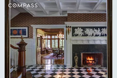 1305 Albemarle Road, New York City, NY 11226 - Photo 2