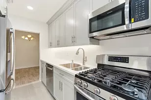 2645 Homecrest Ave, New York City, NY 11234 - Photo 8