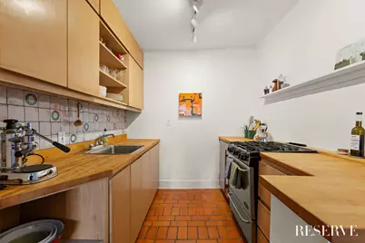 29 Perry Street #5R, New York City, NY 10014 - Photo 6