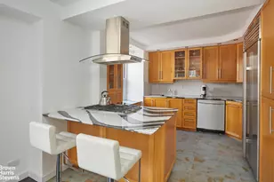 150 E 61st St, New York City, NY 10065 - Photo 6