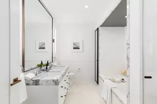 438 E 12th St, New York City, NY 10009 - Photo 12