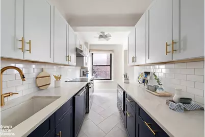 28 E 10th Street #10K, New York City, NY 10003 - Photo 4