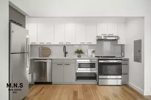 22-51 45th St, New York City, NY 11105 - Photo 6