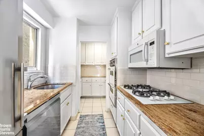 200 E 78th Street #2AG, New York, NY 10075 - Photo 4