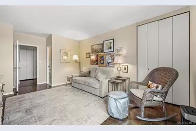 269-10 Grand Central Parkway #19-K, New York City, NY 11005 - Photo 18